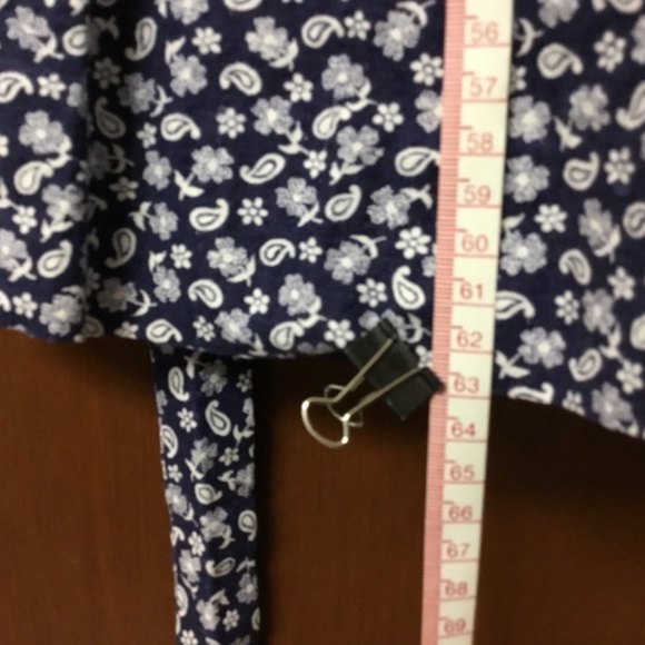 Wrap-around skirt - Picture 3 of 4